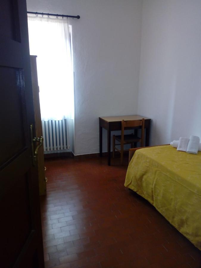 Oasi San Francesco - Casa Per Ferie Hotel Chiusi della Verna Bagian luar foto