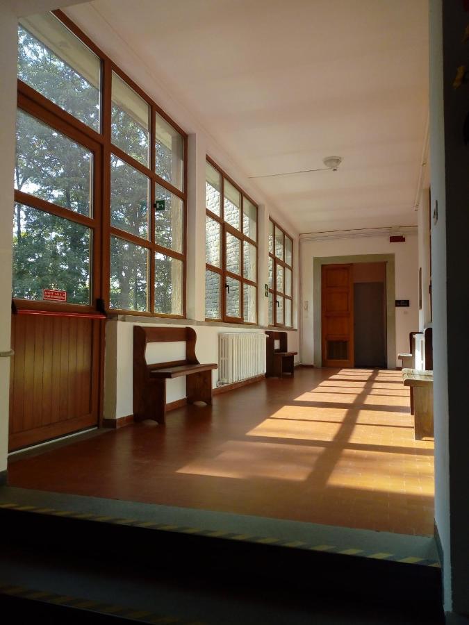 Oasi San Francesco - Casa Per Ferie Hotel Chiusi della Verna Bagian luar foto
